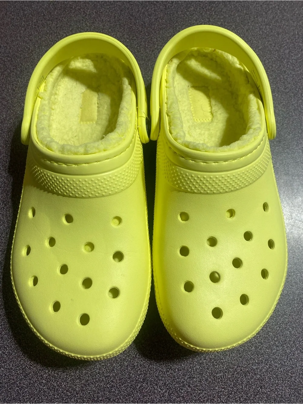 CROCS Kids Fleece-Lined Clogs in Neon Yellow - Picture 1 of 2